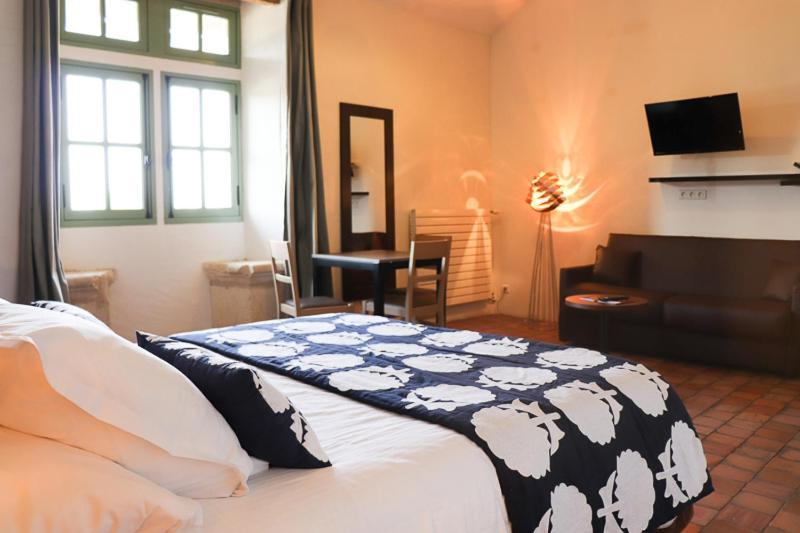 Domaine Du Normandoux, The Originals Relais Hotel Terce ภายนอก รูปภาพ