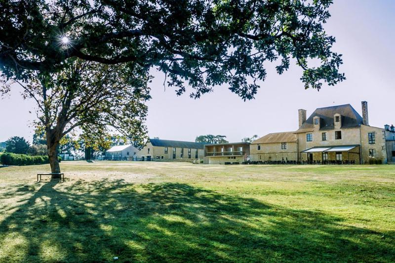 Domaine Du Normandoux, The Originals Relais Hotel Terce ภายนอก รูปภาพ